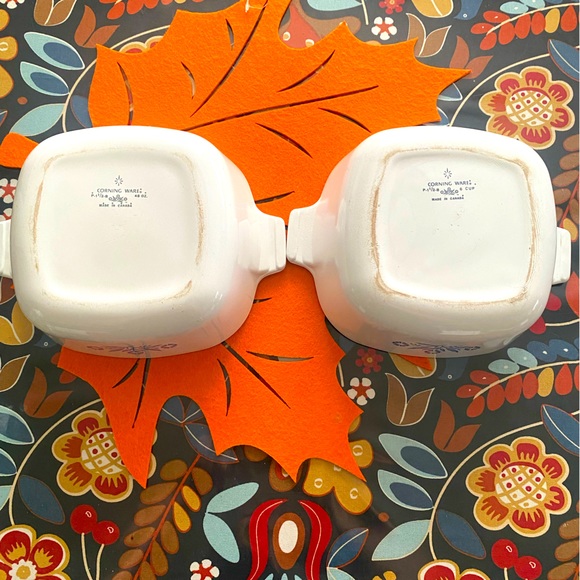 2 Vintage Corningware BLUE CORNFLOWER pots - Picture 2 of 11